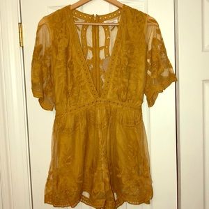 Hera Lace Romper